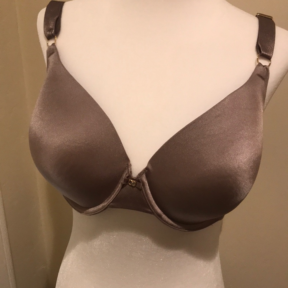Like new Vanity Fair bra